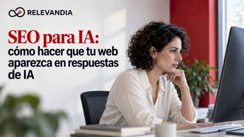 Un experto analiza un sitio web y las respuestas de la IA